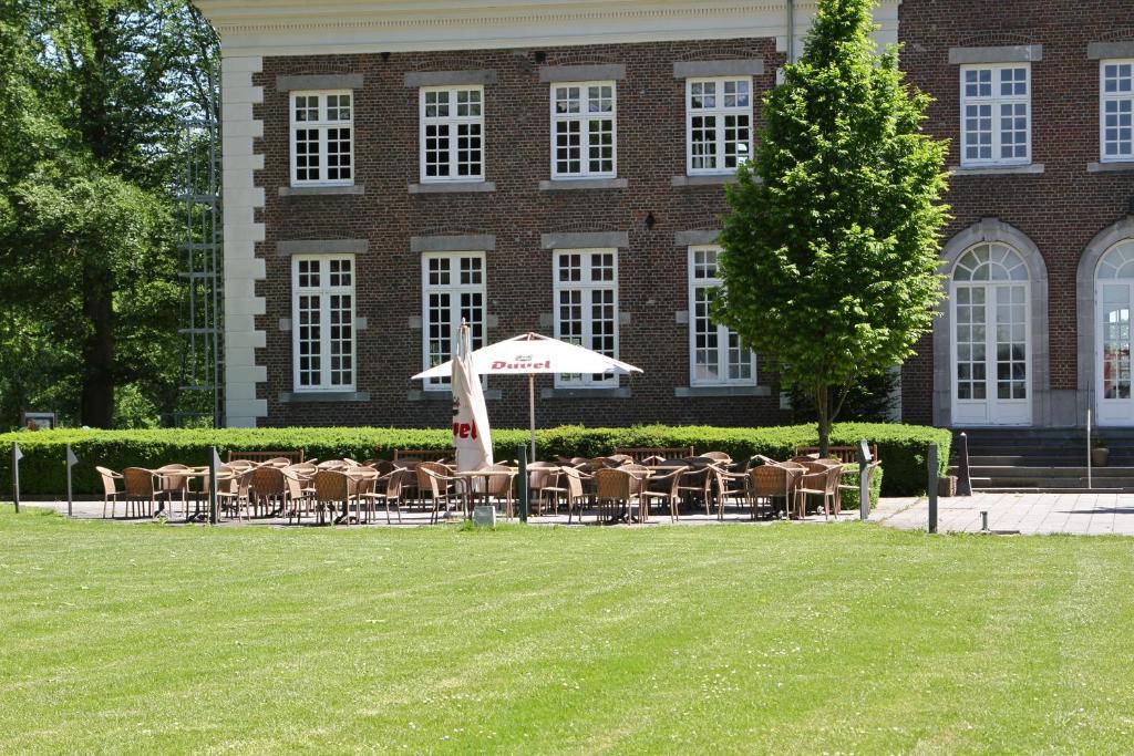 Kasteel Pietersheim Maastricht - Lanaken 호텔 외부 사진