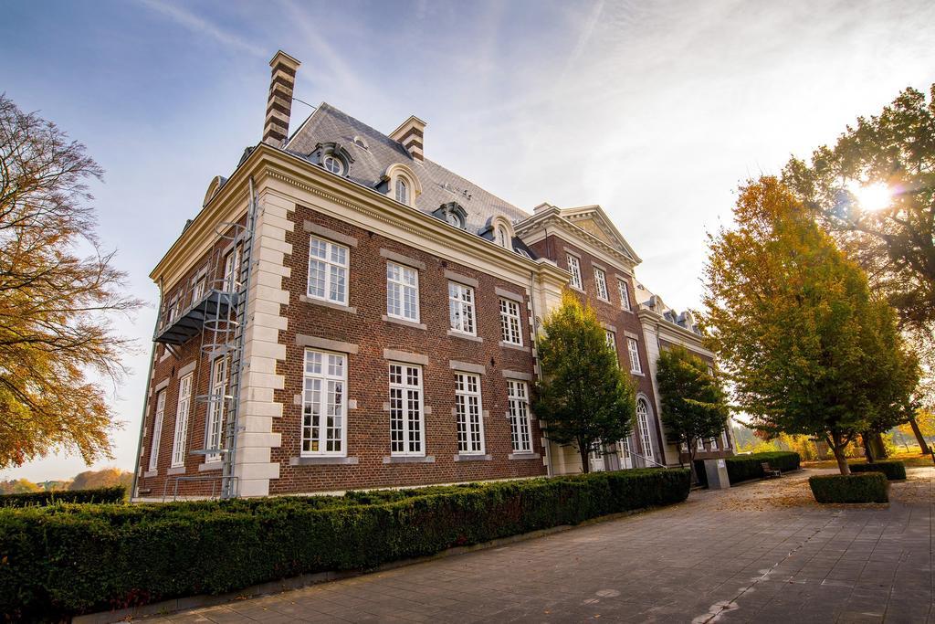Kasteel Pietersheim Maastricht - Lanaken 호텔 외부 사진